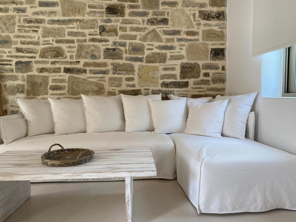 Laini Luxury Suites Pombia Экстерьер фото