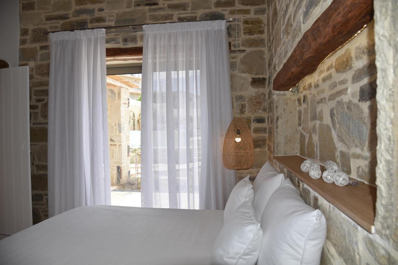 Laini Luxury Suites Pombia Экстерьер фото